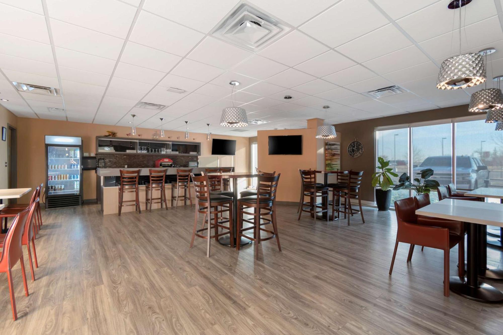 Best Western Plus Airport Inn & Suites Σασκάτουν Εξωτερικό φωτογραφία