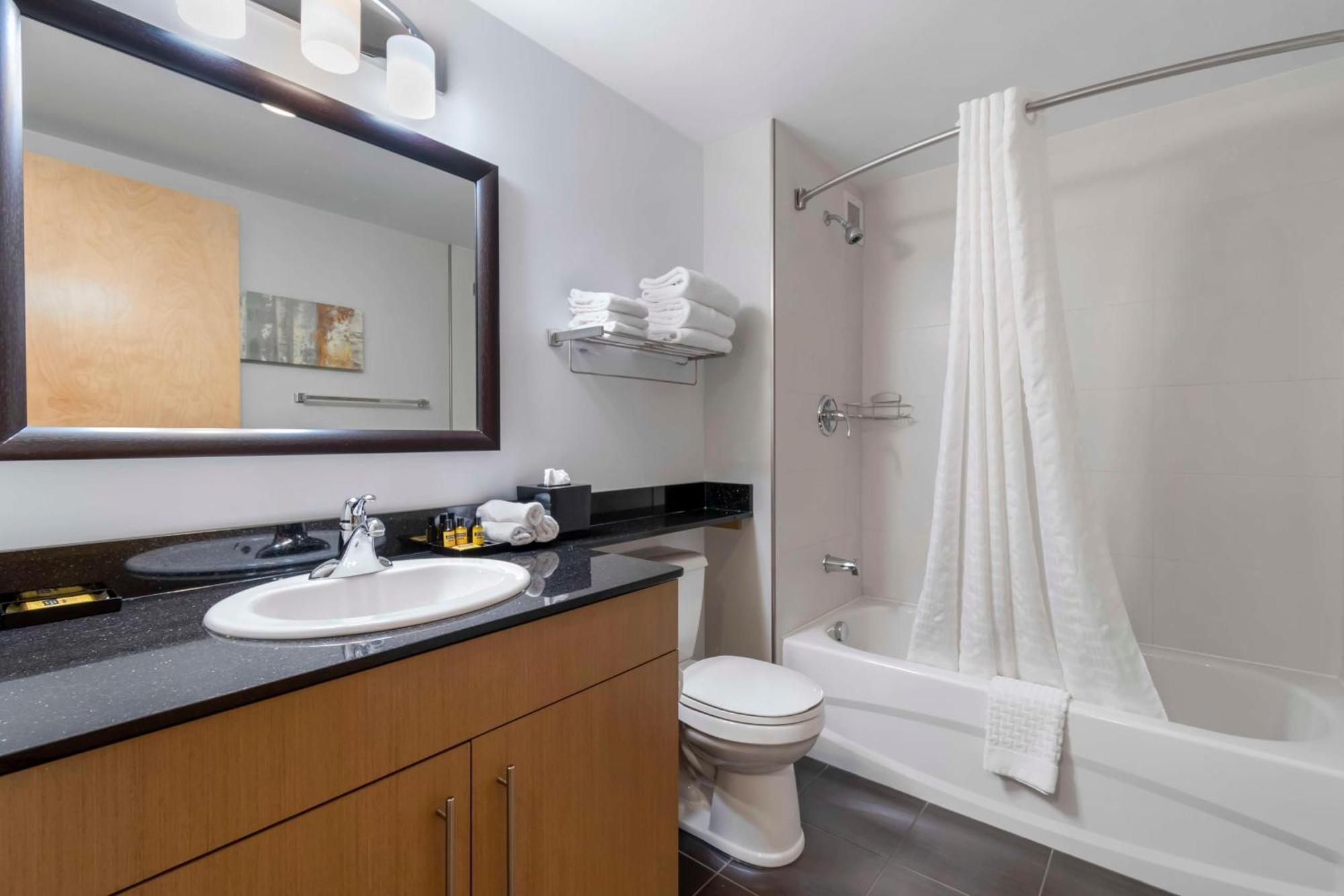 Best Western Plus Airport Inn & Suites Σασκάτουν Εξωτερικό φωτογραφία